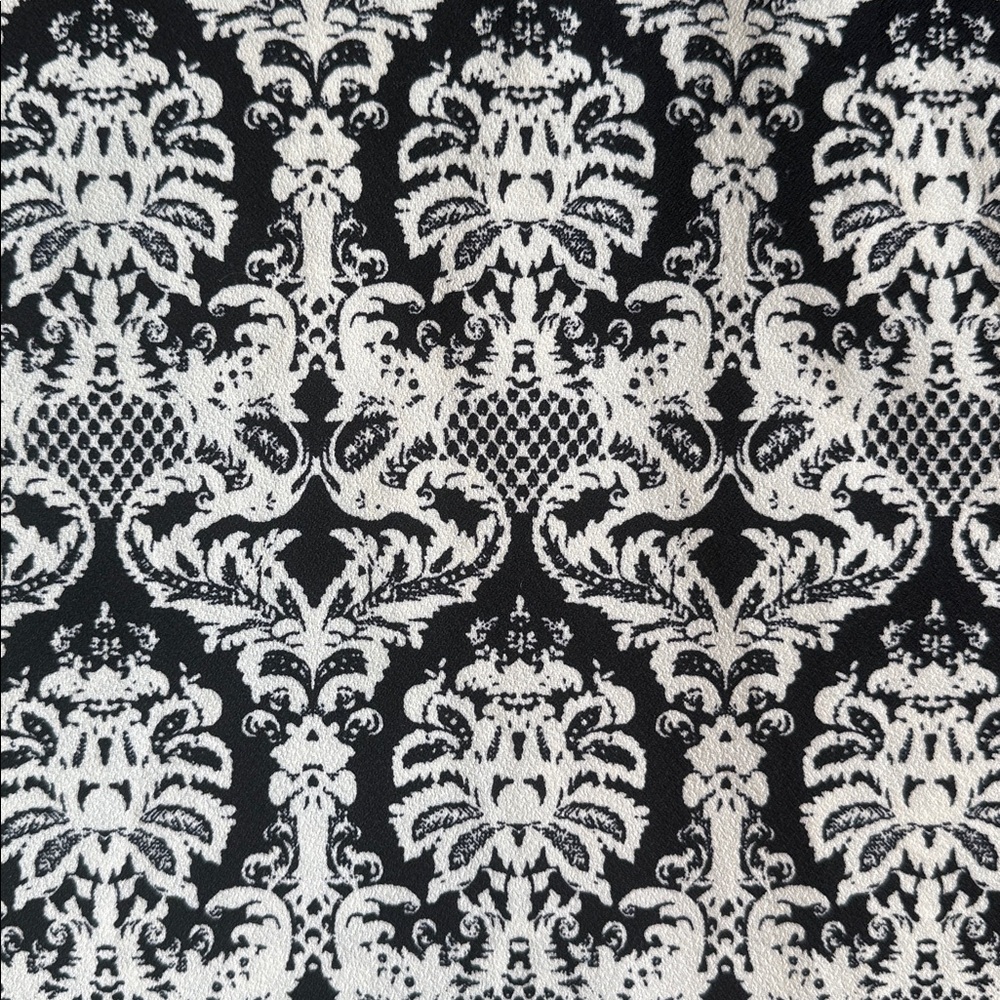 Lush Women’s Black & White Damask Fit-and-Flare Dress Size X-Small - Picture 4 of 12
